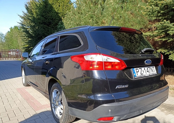 Ford Focus cena 16500 przebieg: 377571, rok produkcji 2011 z Wieruszów małe 121